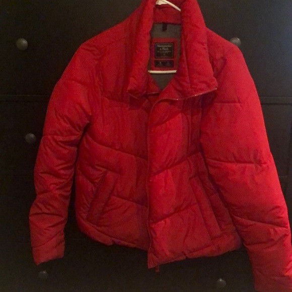 Abercrombie & Fitch Mini Puffer - Picture 3 of 10
